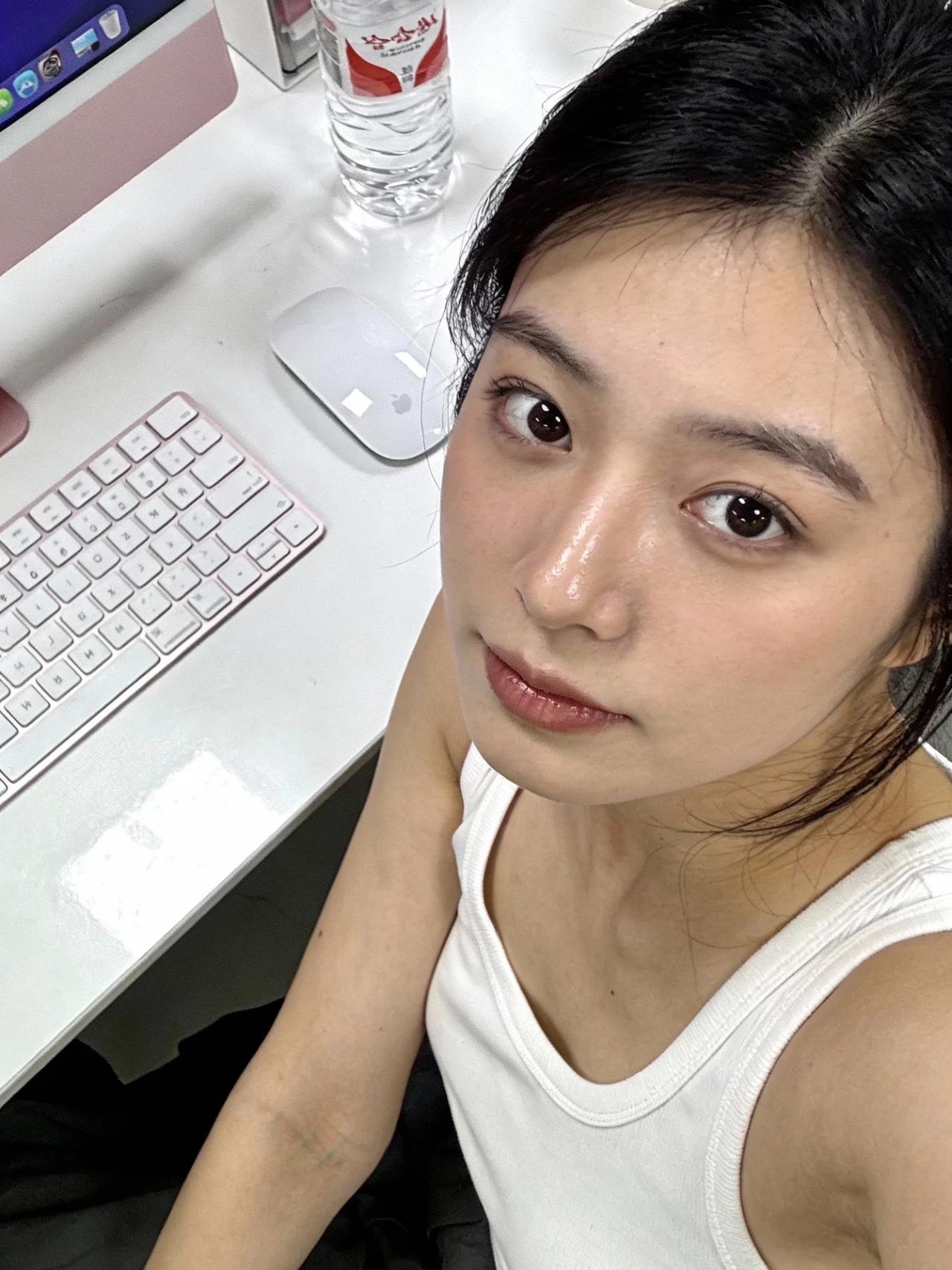 我发现男人恢复精力就是每天晚上坚持做这几件小事就够了。睡足七小时，关掉