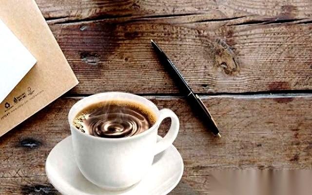 说真的,今天这消息看得我有点恍惚。英伟达,一天,市值干了2300亿美元。手里