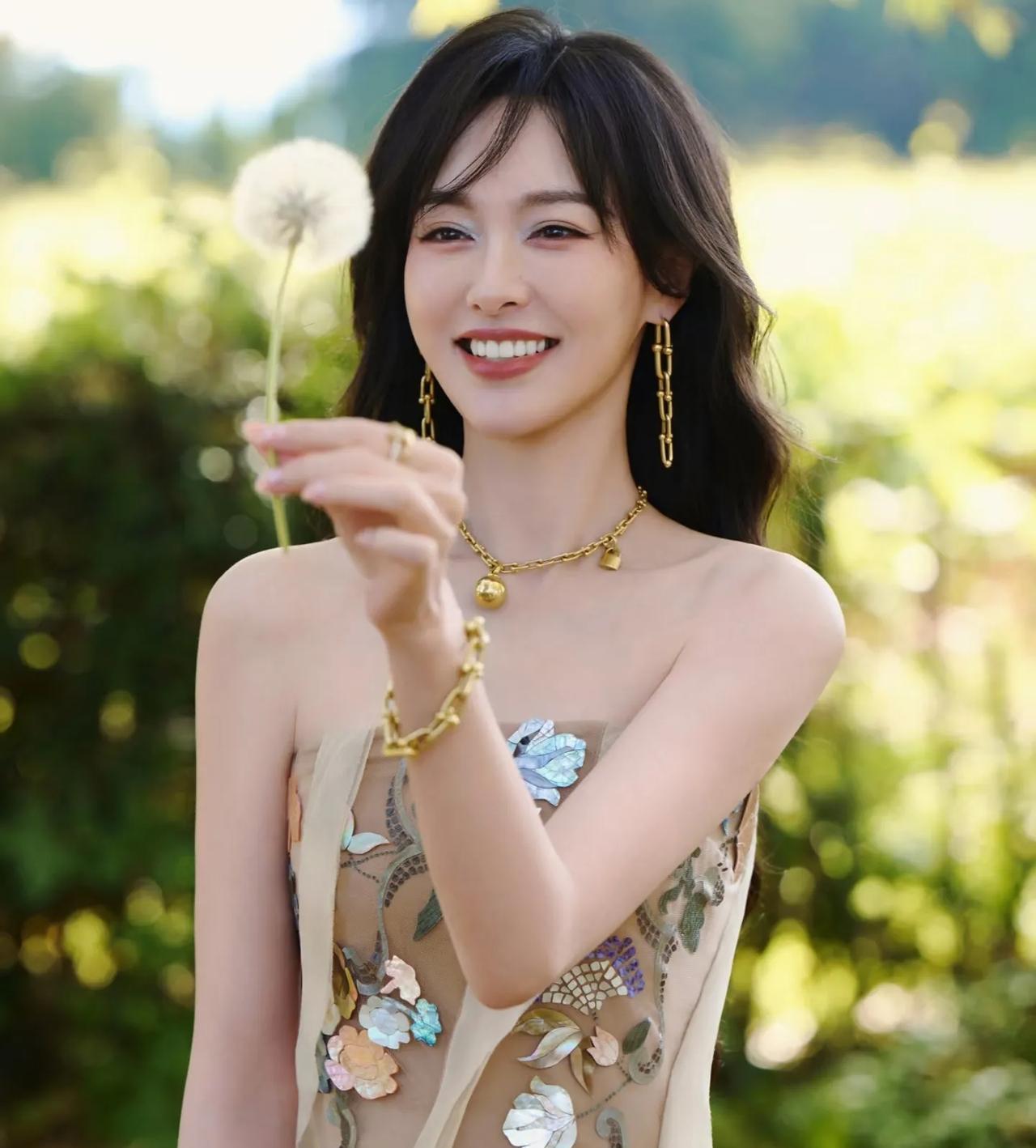 终于知道，为什么大家都喜欢罗晋唐嫣这对夫妻了！不是因为他俩的颜值和演技，而是