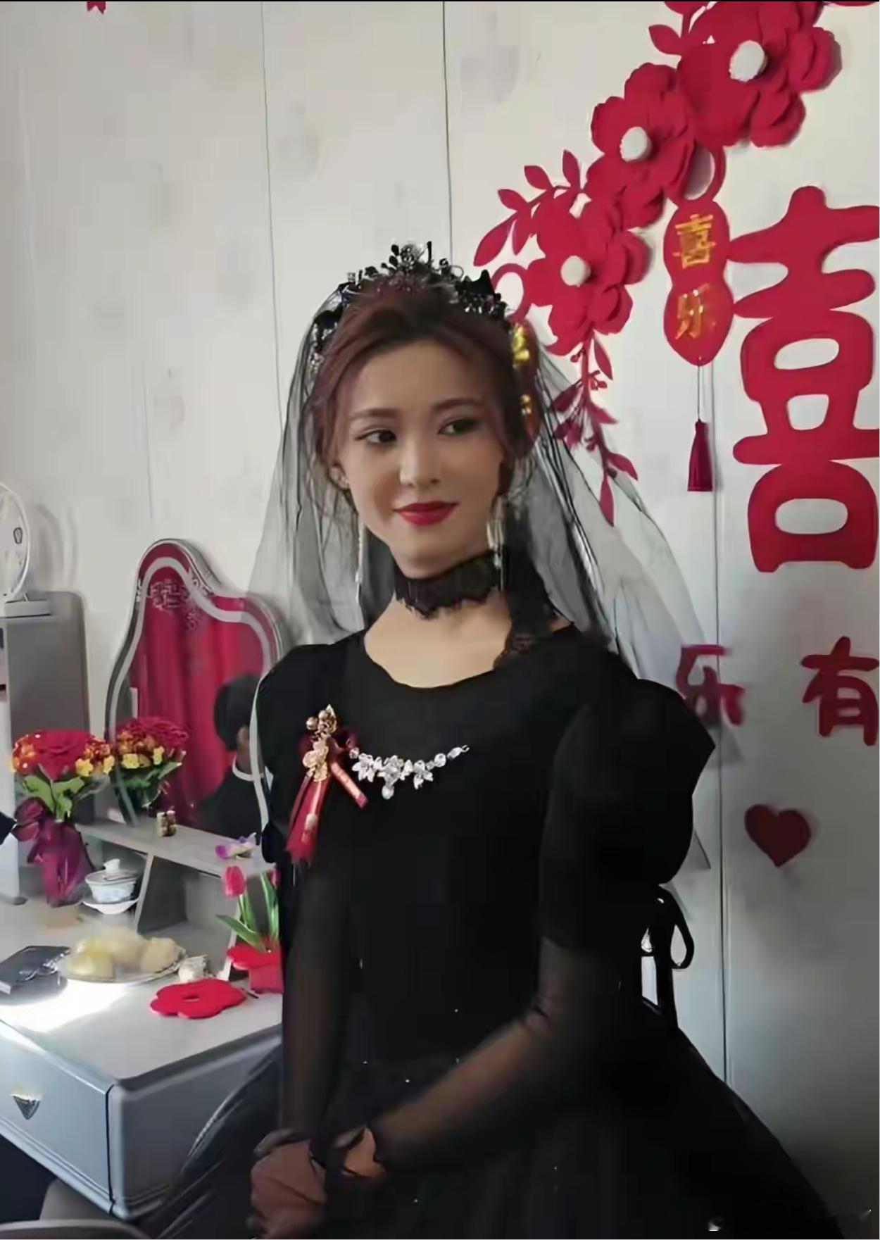 黑婚纱穿着确实好看，但是真的妥当吗？甘肃这场婚礼，28万彩礼都给了，最后却因为一