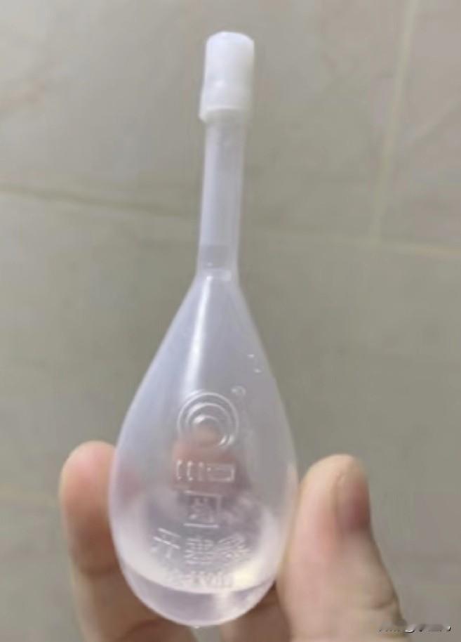 不用刻意讨好，有事敢直说不冷战，相处自在不压抑。不查岗不猜忌，彼此信任，给足空间