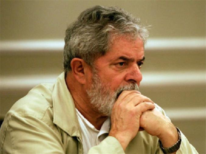 巴西的危机感上来了！巴西总统卢拉到南非进行国事访问的时候说，巴西的国防政策要改