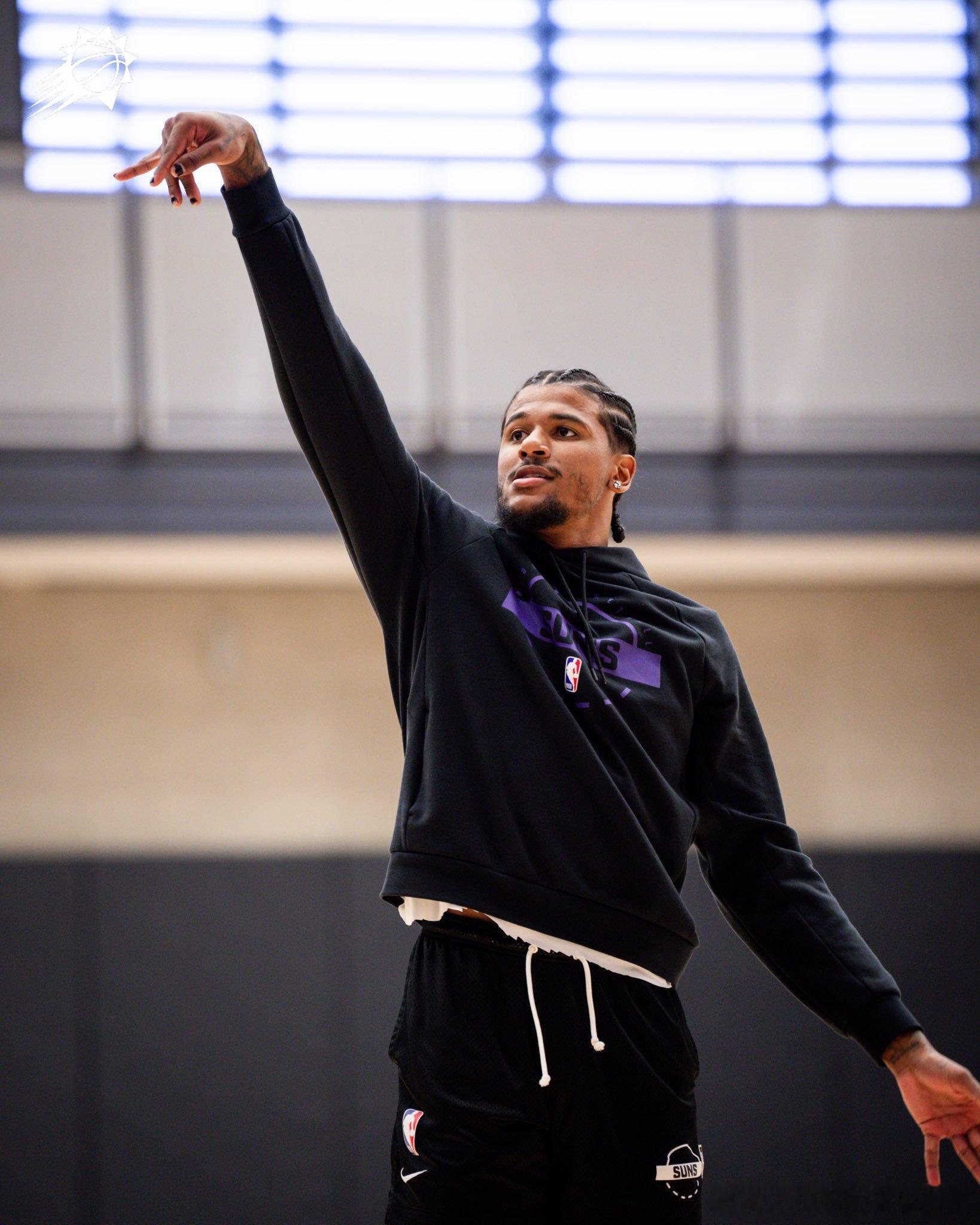 菲尼克斯太阳牢布该支棱起来了🌞