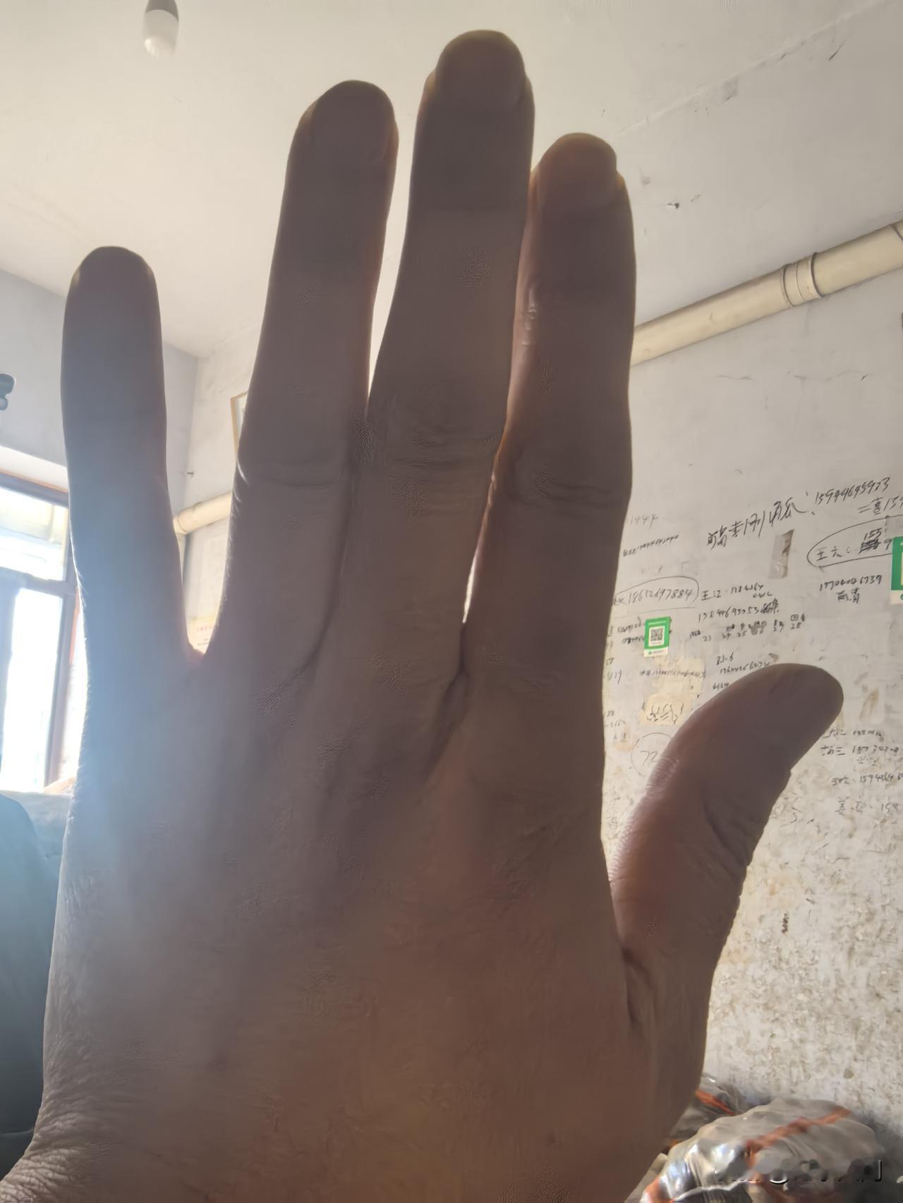 我5O岁，被老婆生理和心理双重厌恶了，如今分床已经三年了。我不抽烟不喝酒，不