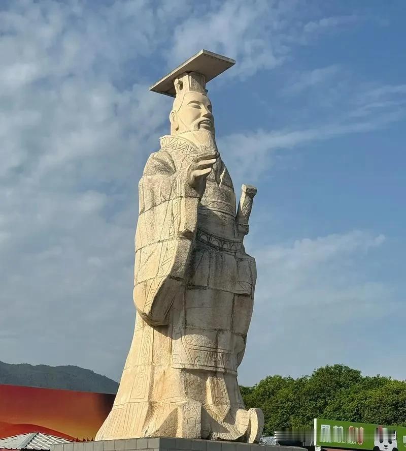 开疆拓土的帝王朝有哪些秦朝秦始皇统一六国后，派蒙恬北击匈奴，收复河套