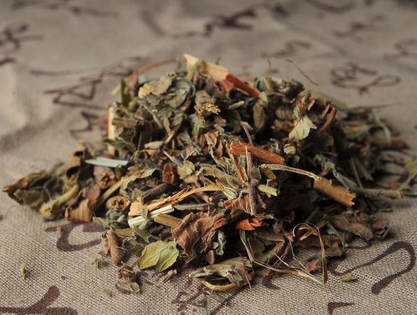 61岁大伯查出肝癌，每天3种抗癌粥换着喝，复查后医生怎么说？肝癌确诊之后，第