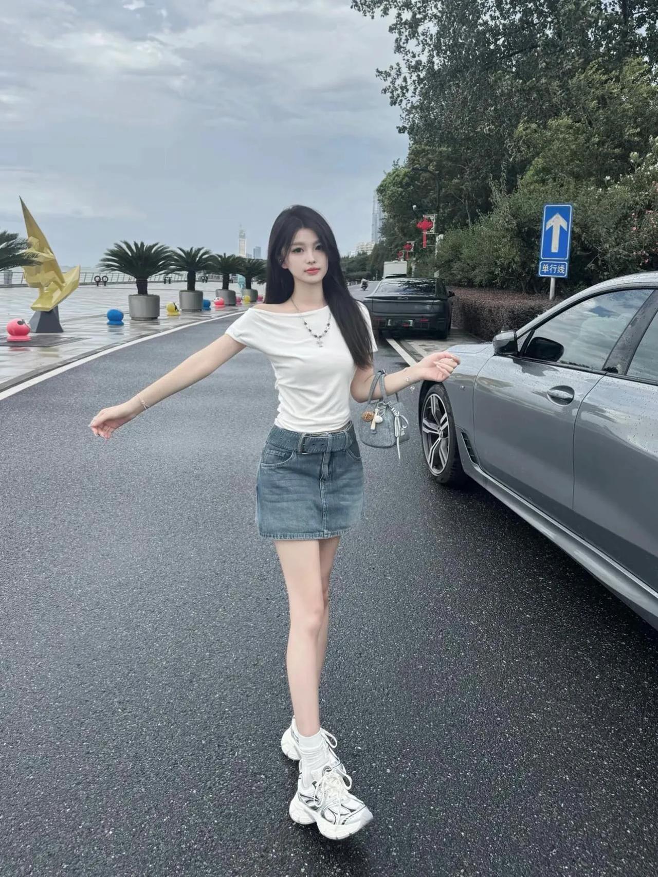元气少女穿搭指南活力少女感穿搭轻松自在的一天