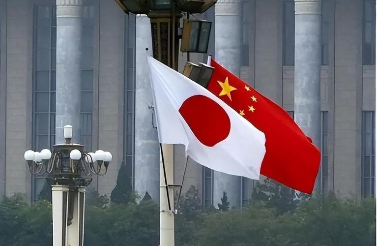 日本终于着急了，亲自把自己在中国躺赚几十年的金饭碗，砸了个稀巴烂！就在8月16号