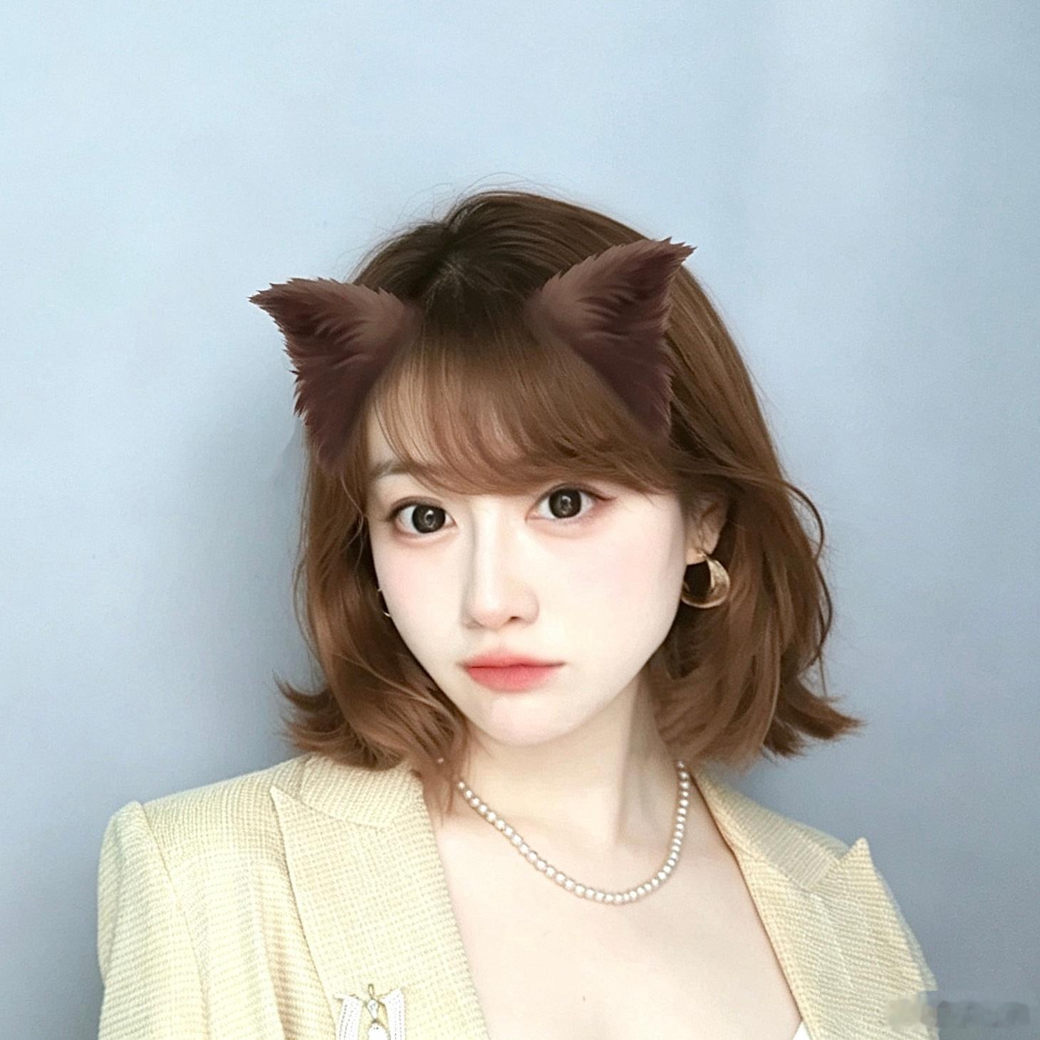 剪短发了，萌到没边只能说​​​