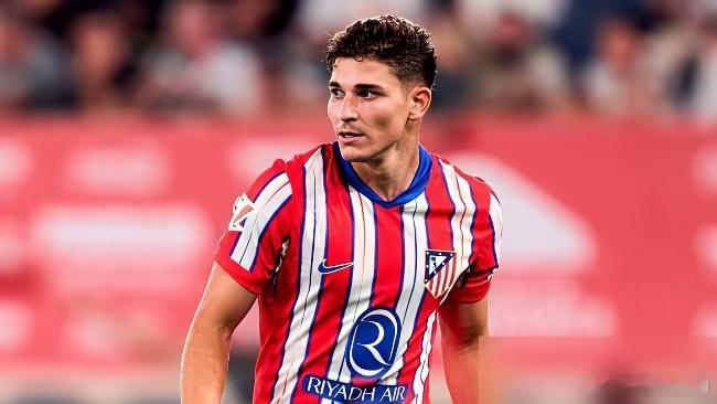 马竞是该换帅了。西蒙尼执教马竞居然破了西班牙足坛的独一份纪录，单一俱乐部400胜