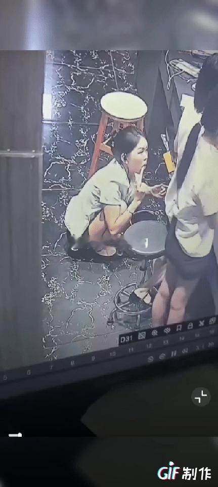 美女员工这样做不会被扣钱吧？