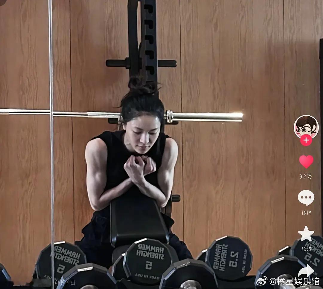 钟楚曦真的好自律，业务能力也强，为什么不吸粉儿呢