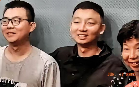 许敏割肝救子时发现孩子不是亲生！她真正该怨的不是命运，不是医院，也不是抱错，