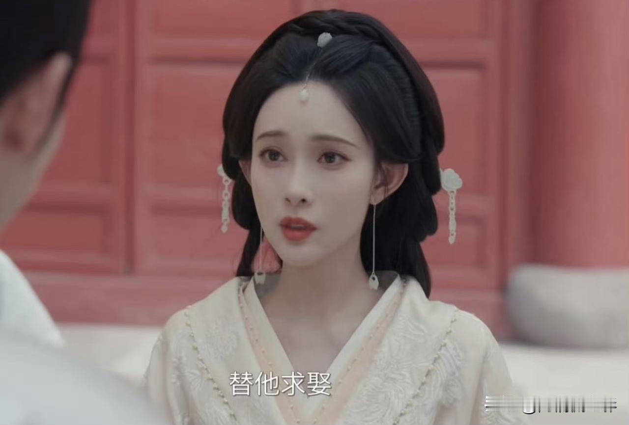 同期热播古偶《雀骨》和《百花杀》一对比，真少女和硬扮少女差距一目了然。艾米满脸饱
