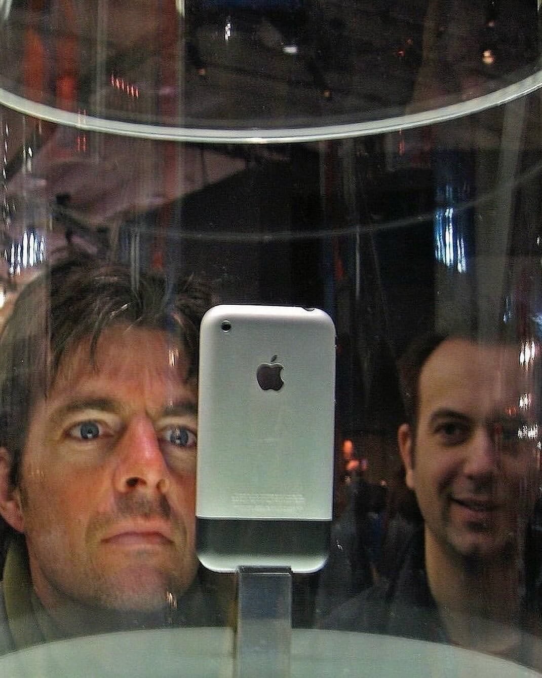 人们第一次看到iPhone的反应（2007）iPhone17​​​