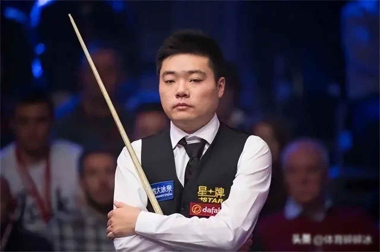 丁俊晖卡在第15位，积分悬在刀尖上，玉山赛成他人战场3月16日玉山公开赛开打