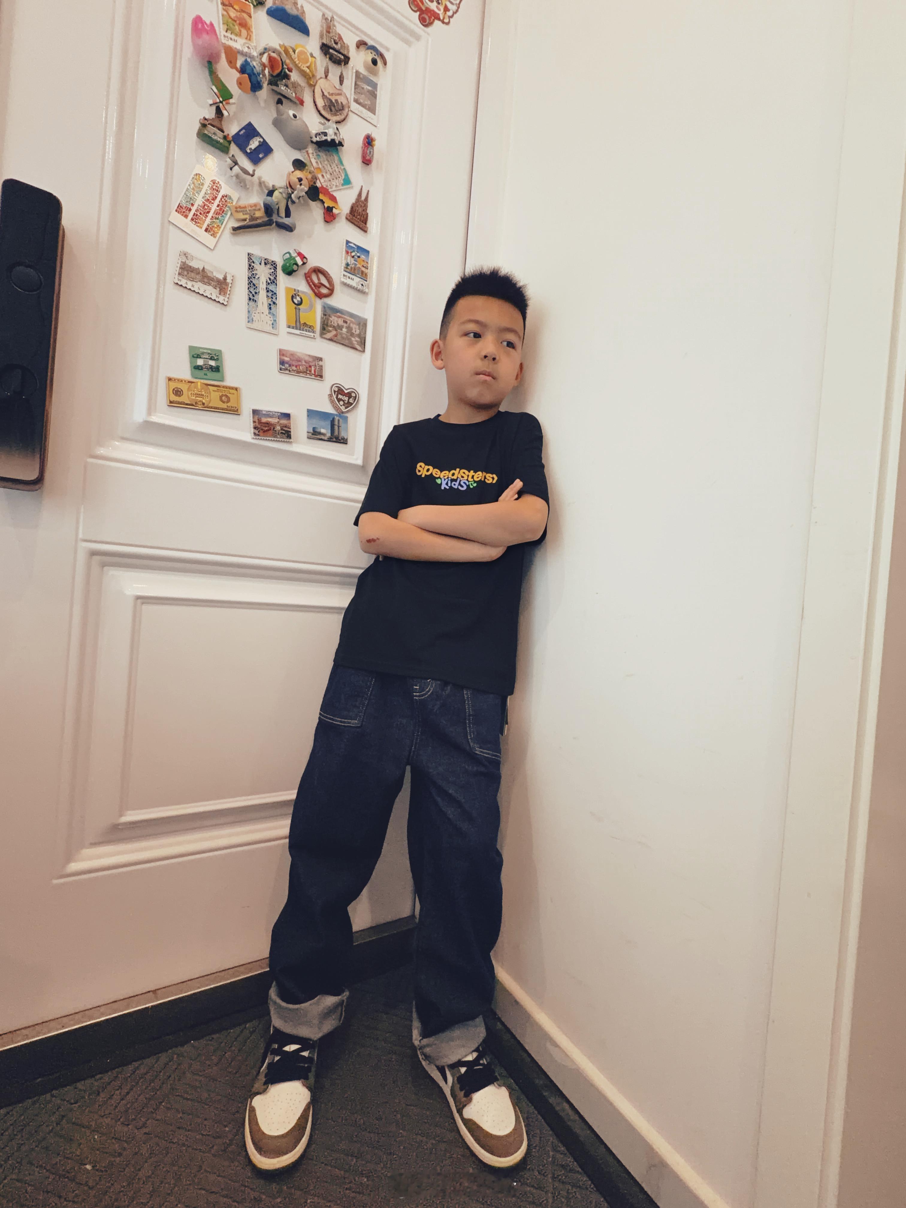 他问你们需不需要童模一顿寿司郎就行