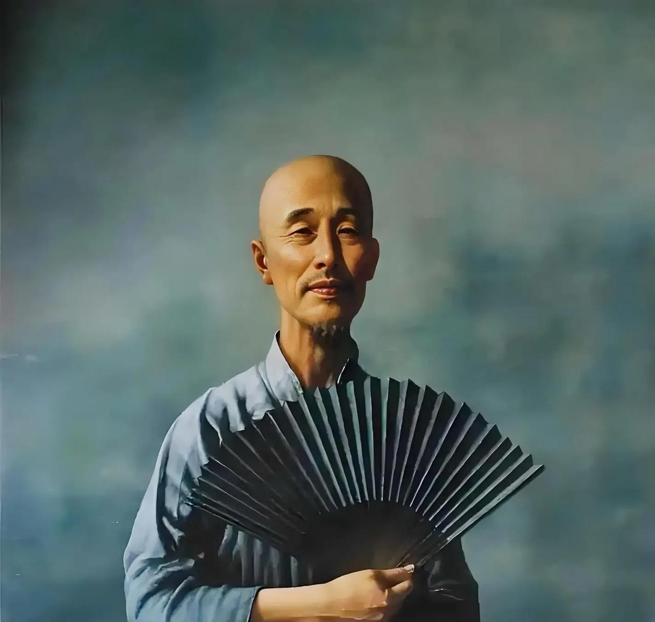 弘一法师说：“生活之苦，苦于执着；人生之难，难于放下。你在意什么，什么就越折磨你