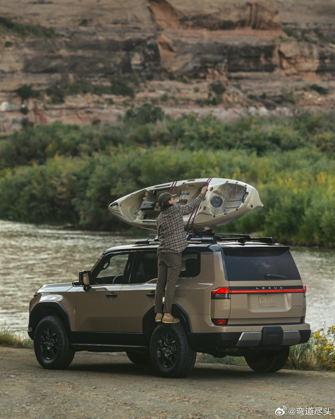 陆地巡洋舰专为信号消失、风景永存的远方而生。雷克萨斯GX雷克萨斯丰田普拉多l