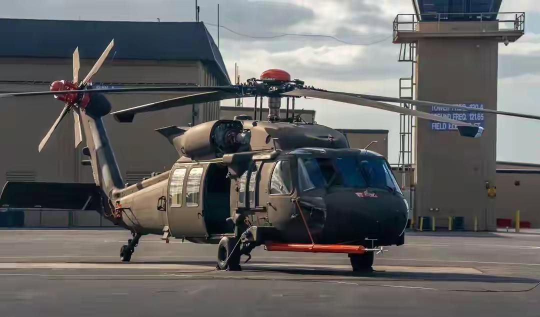 美:阿中看我们厉害不中:又咋的了美:看我家黑鹰无人直升机厉害不中:说说看