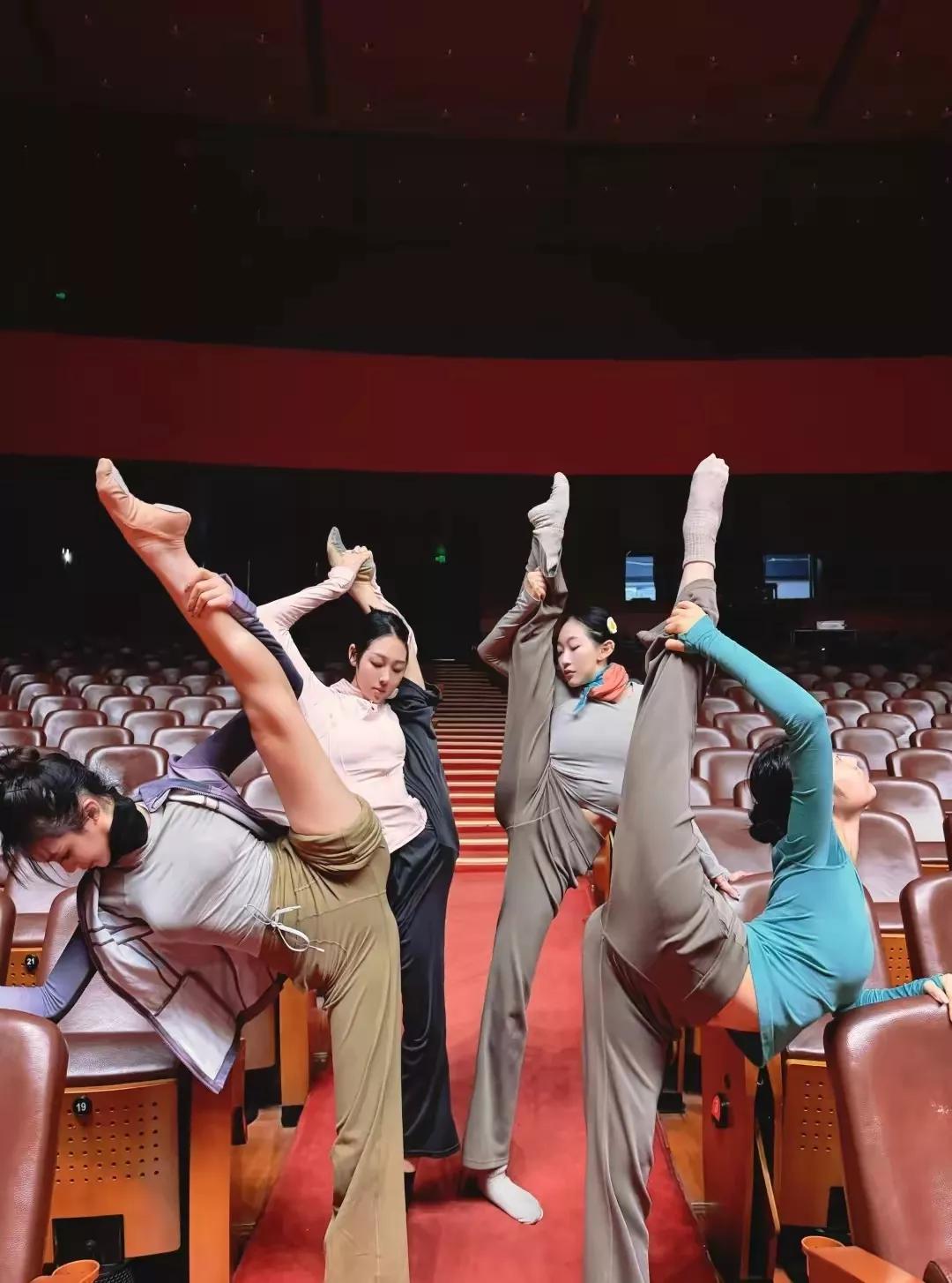 她们的男朋友应该很幸福