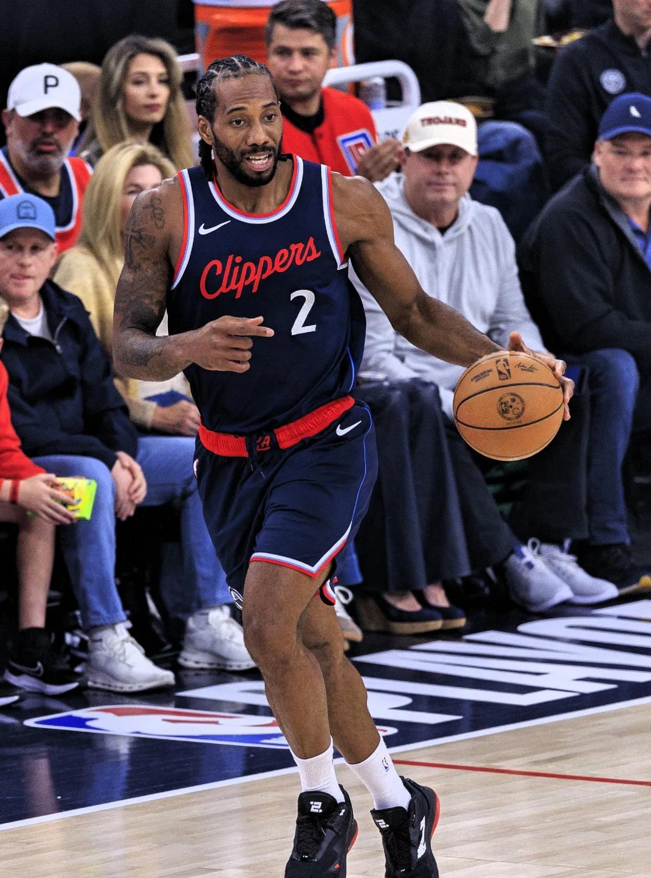 豪横到翻车？鲍尔默砸6000万救“问题公司”，肖华急得开董事会NBA这瓜吃得人