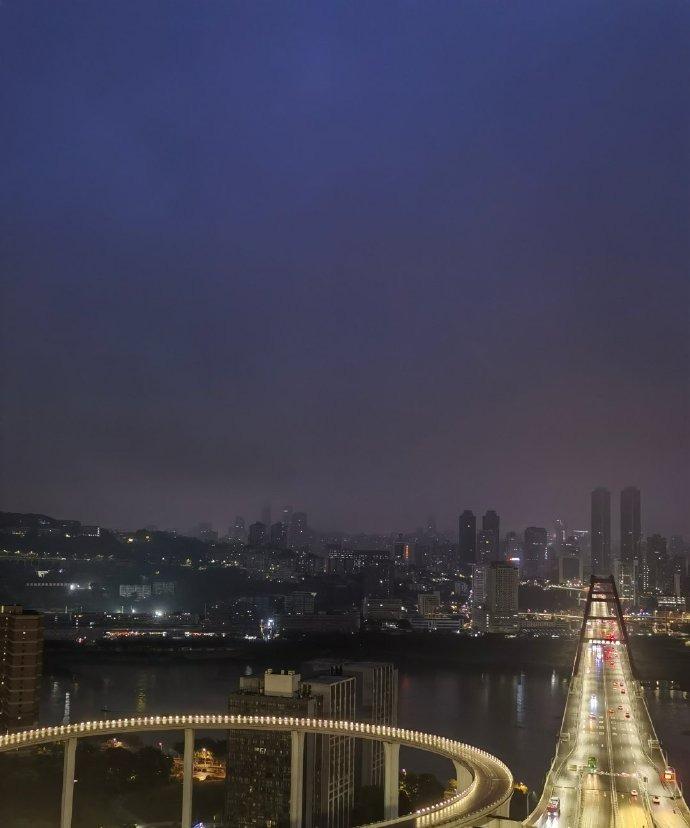 有一种人与人相交想的是我能为别人付出什么。有一种人与人相交想的则是我能得到什么。