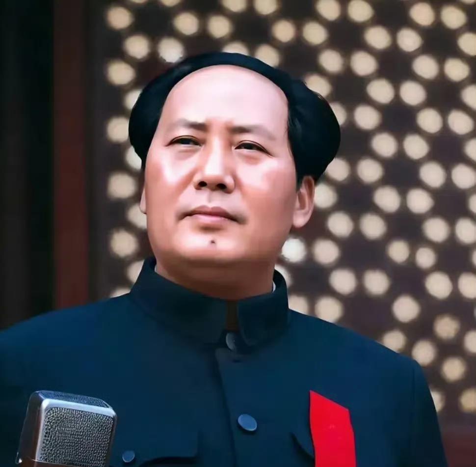 目前法律没有针对污辱开国领袖而制定专门的条款，但是党和国家给开国领袖的评价中有一
