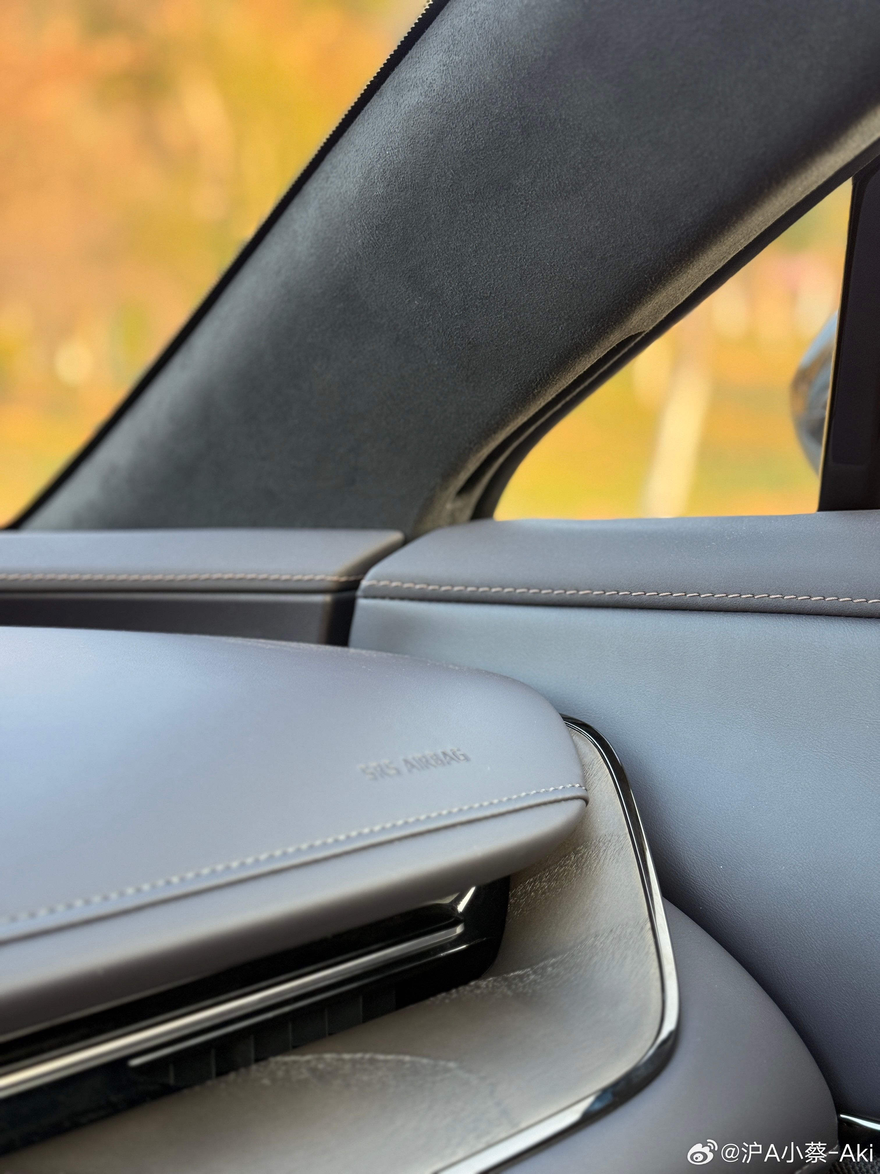 雷克萨斯ES看到丰田铂智7这个车，估计能把桌子掀了。这玩意儿不光是样子货，体验真