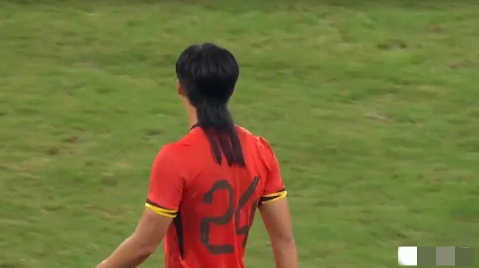 紧急招进10名球员，U22国足不想连败。首场输给了越南队，U22国家队人员不整