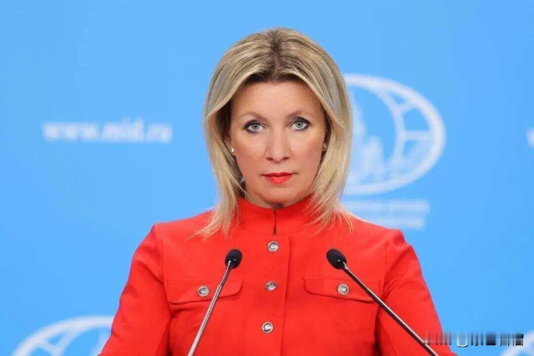 俄罗斯外交部发言人扎哈罗娃这波操作着实大快人心。前几日，日本跳