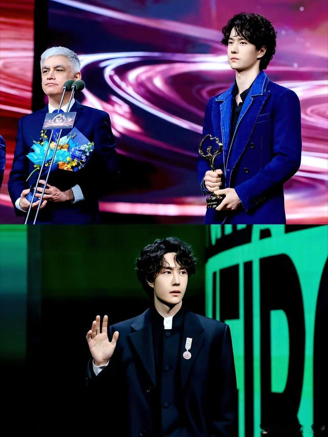 如果不看回放，真不敢相信这是国内顶级的名利场。华纳副总裁魏克然，特意学了中文准备