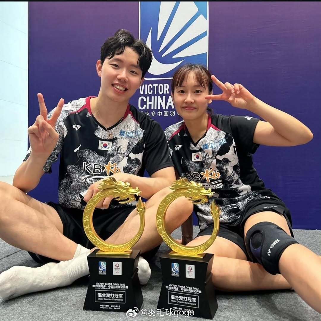 我爱羽球徐承宰晒照分享与蔡侑玎合作瞬间：谢谢你一直相信并付出最好​​​​*图