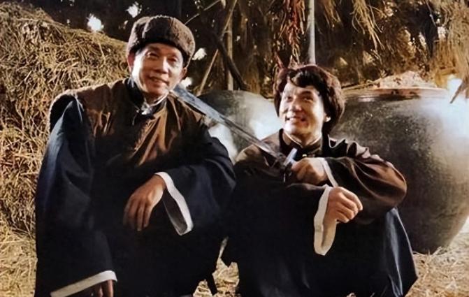 2001年，67岁的香港著名武术指导刘家良，提前结束工作回到家时，发现37岁的妻