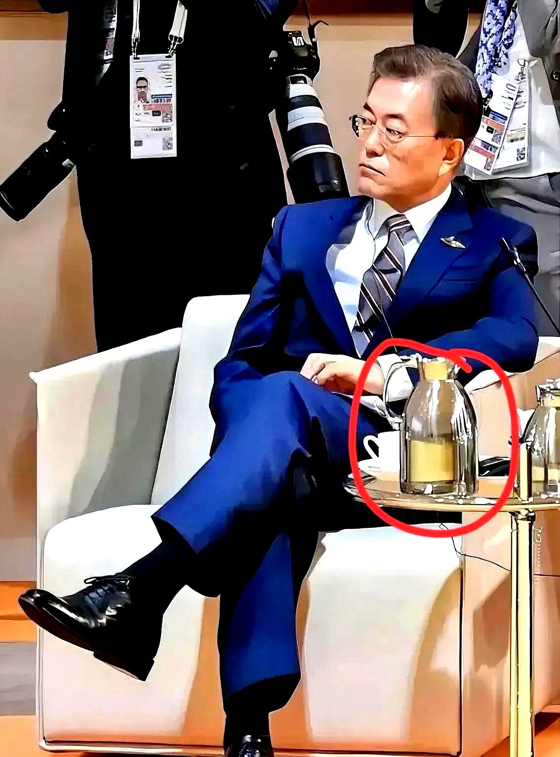 万万没想到！！！李在明刚当上总统，文在寅就突然杀回国会现场了！要说这老爷