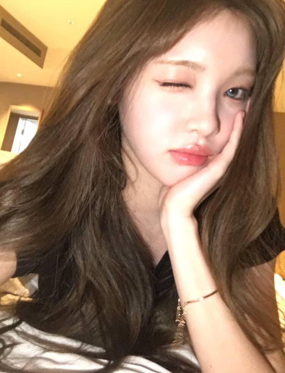卧槽我被美得说不出话了…
