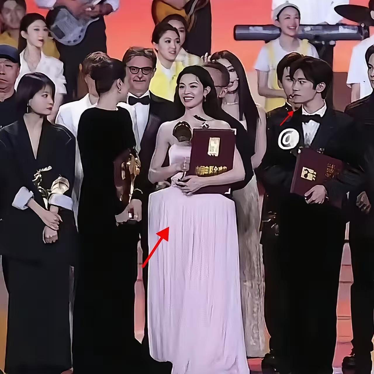 钟楚曦啊钟楚曦都说吃一堑长一智但是这次完全有理由怀疑你是故意的你怎么还没有