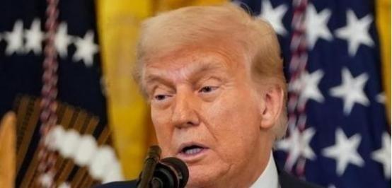 特朗普这回算是彻底摊牌了，把美国在台湾问题上藏了几十年的那层窗户纸给捅破了。