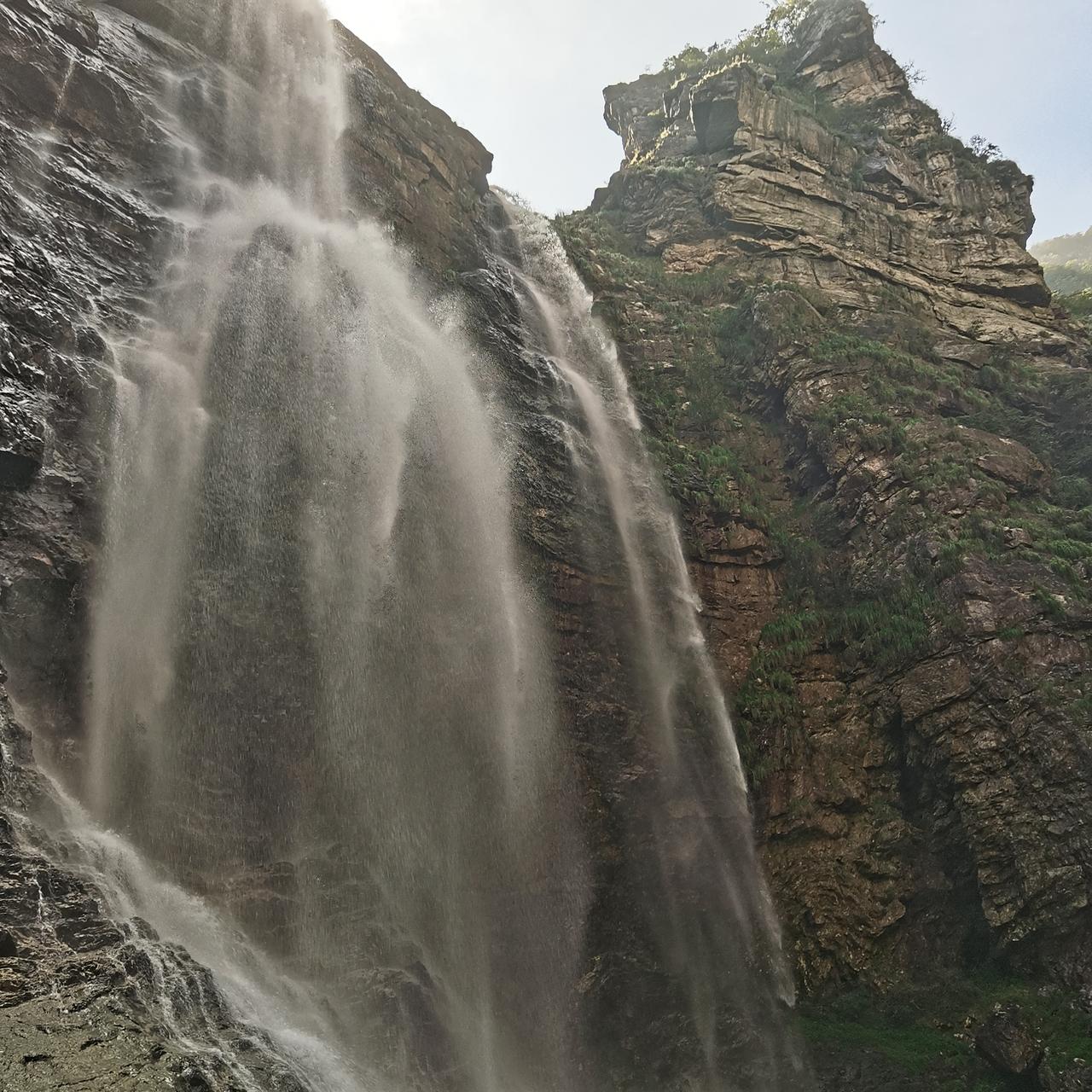 晒出你们拍的最美的瀑布庐山瀑布