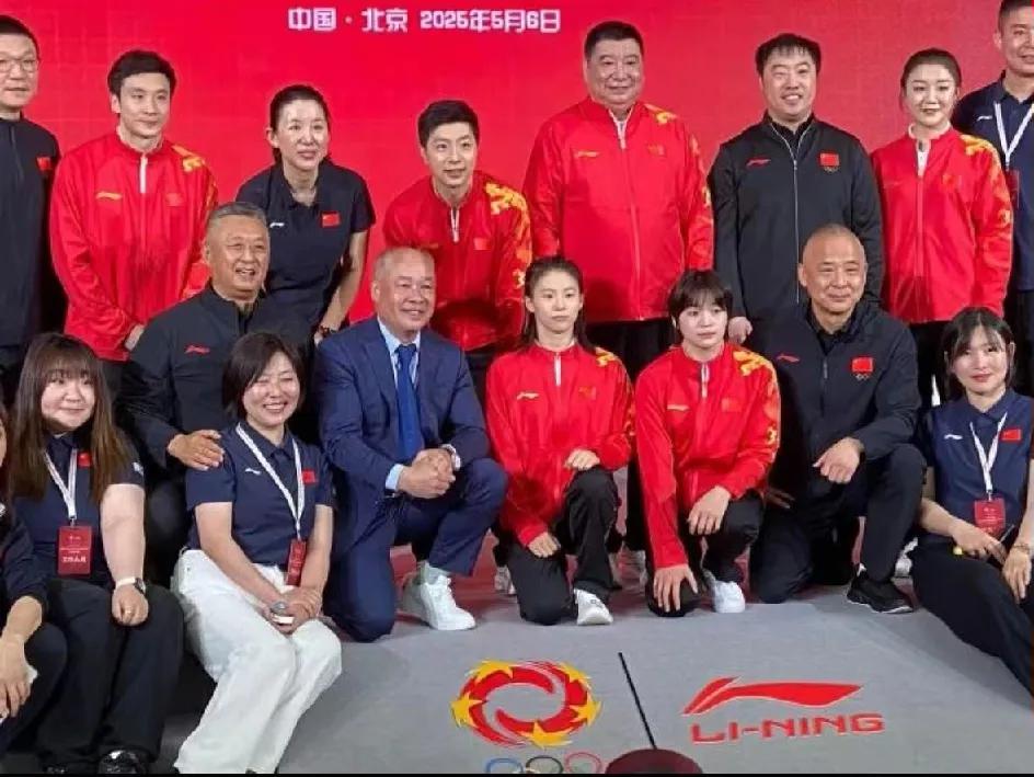 李宁万万没想到会被饭圈文化打垮真是太无语了，李宁因为拍照离全红婵远了一点，就