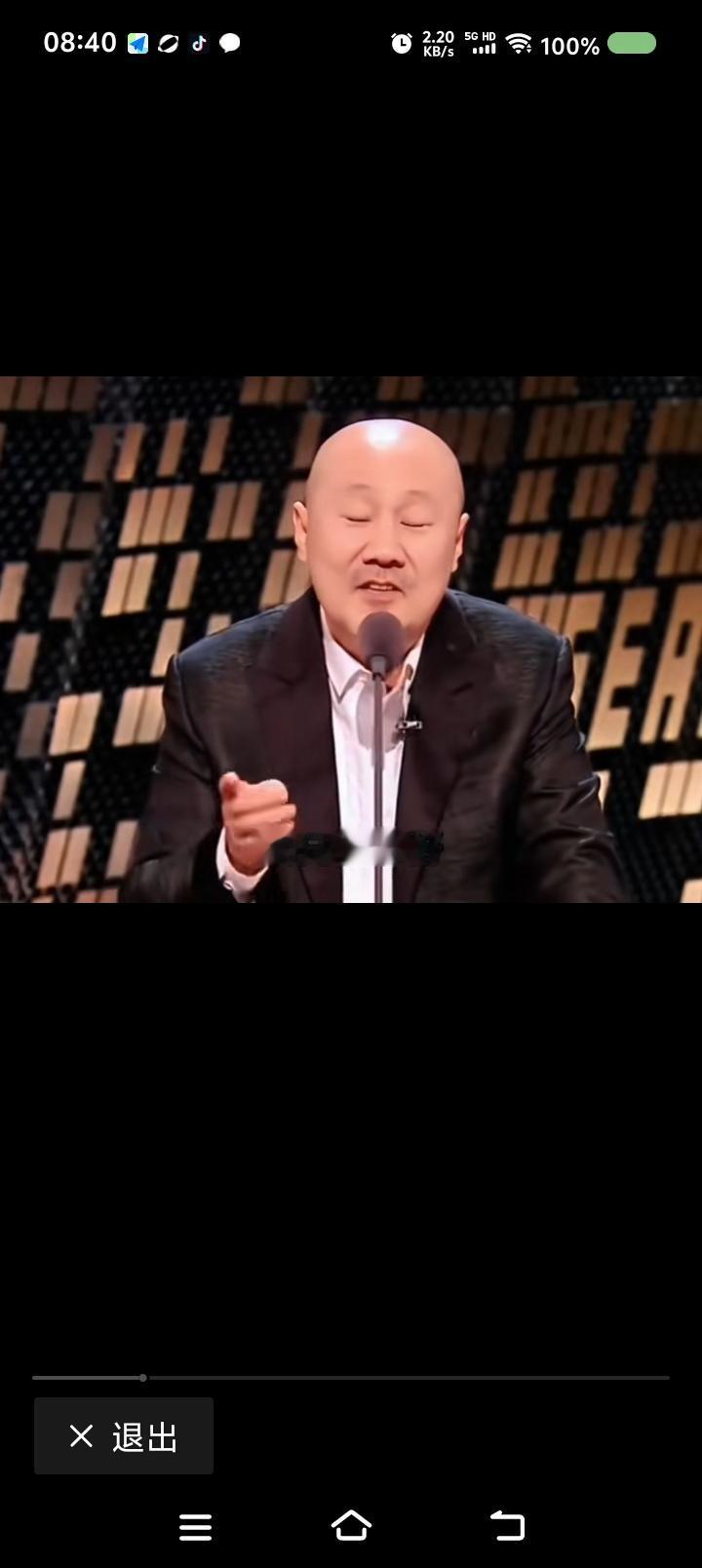 腾格尔说——网上视频节目里，腾格尔吐槽某嘉宾：“现在，不光有预制菜，歌都有预制