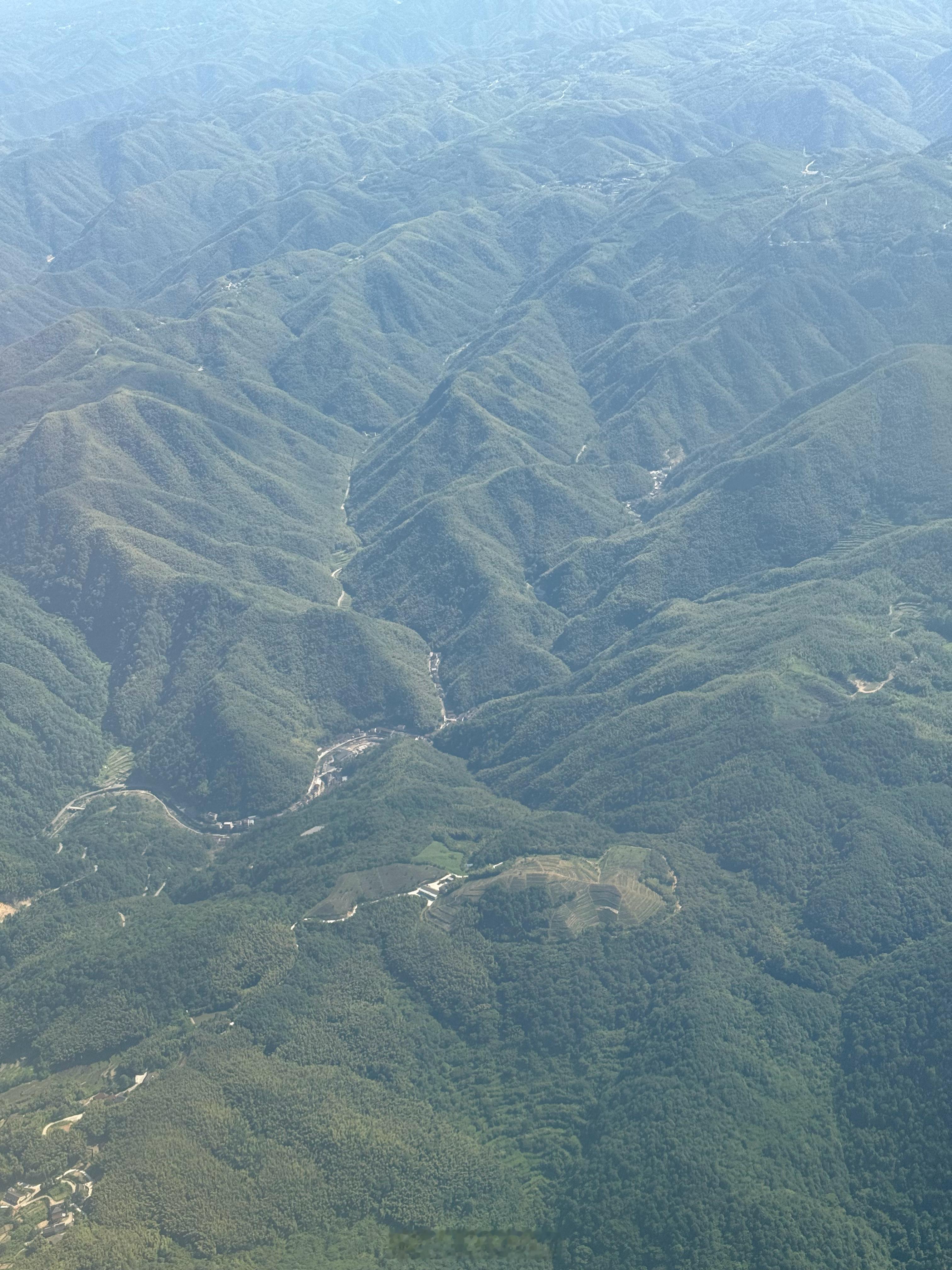 北方的山巍峨南方的山秀美​​​
