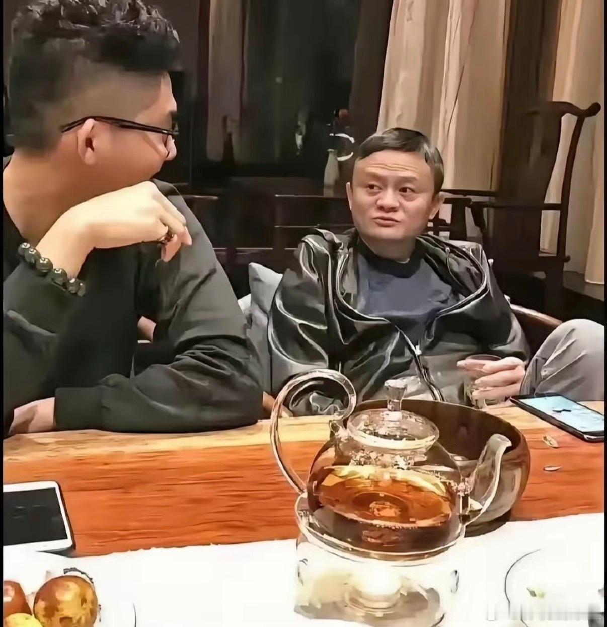 一直以为马总很朴素