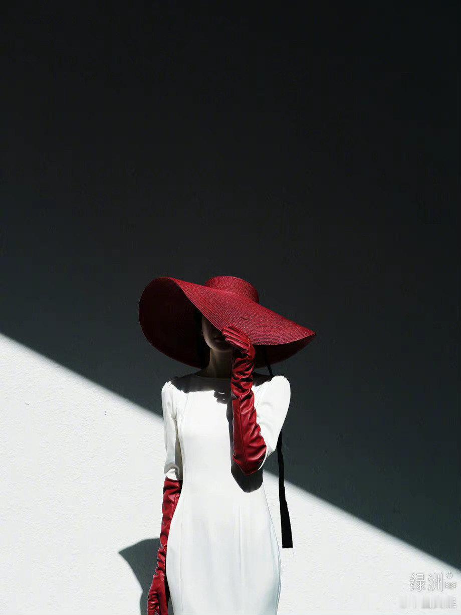 什么是安全感？把确定性的生命感受作为大背景，在这样的背景下，人的心智才能获得足够