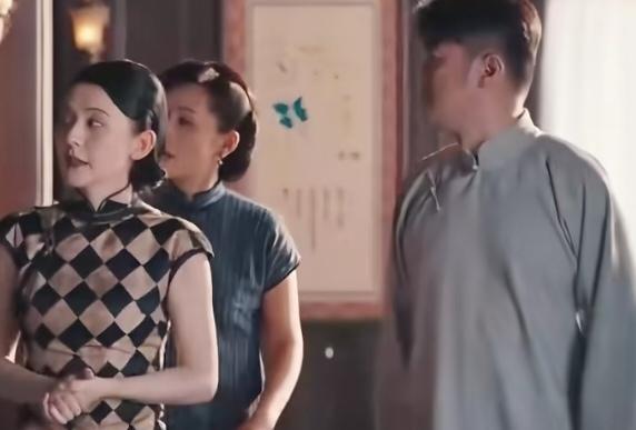 《灼灼韶华》，周燕这个女人贪得无厌，只为自己算计，真怕她会坑害韶华。韶华哥哥一