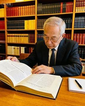 一位经济学家曾令人彻悟的话：生意的尽头是收租！从古至今，最稳的生意其实就是两个