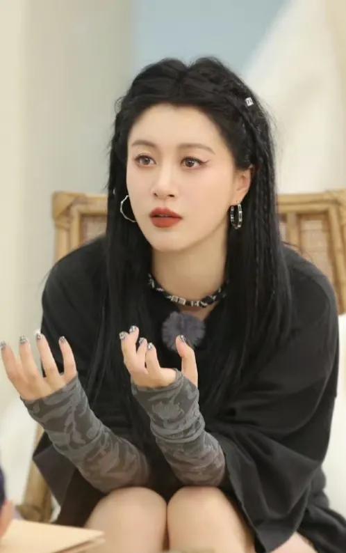 李嘉格说她跟车澈早已恢复朋友关系，那是在《是女儿是妈妈2》之前还是之后？如果
