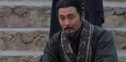 公元前249年，秦王对丞相甘茂说：“寡人要吃公鸡蛋，3天内必须找来。”甘茂一愣，