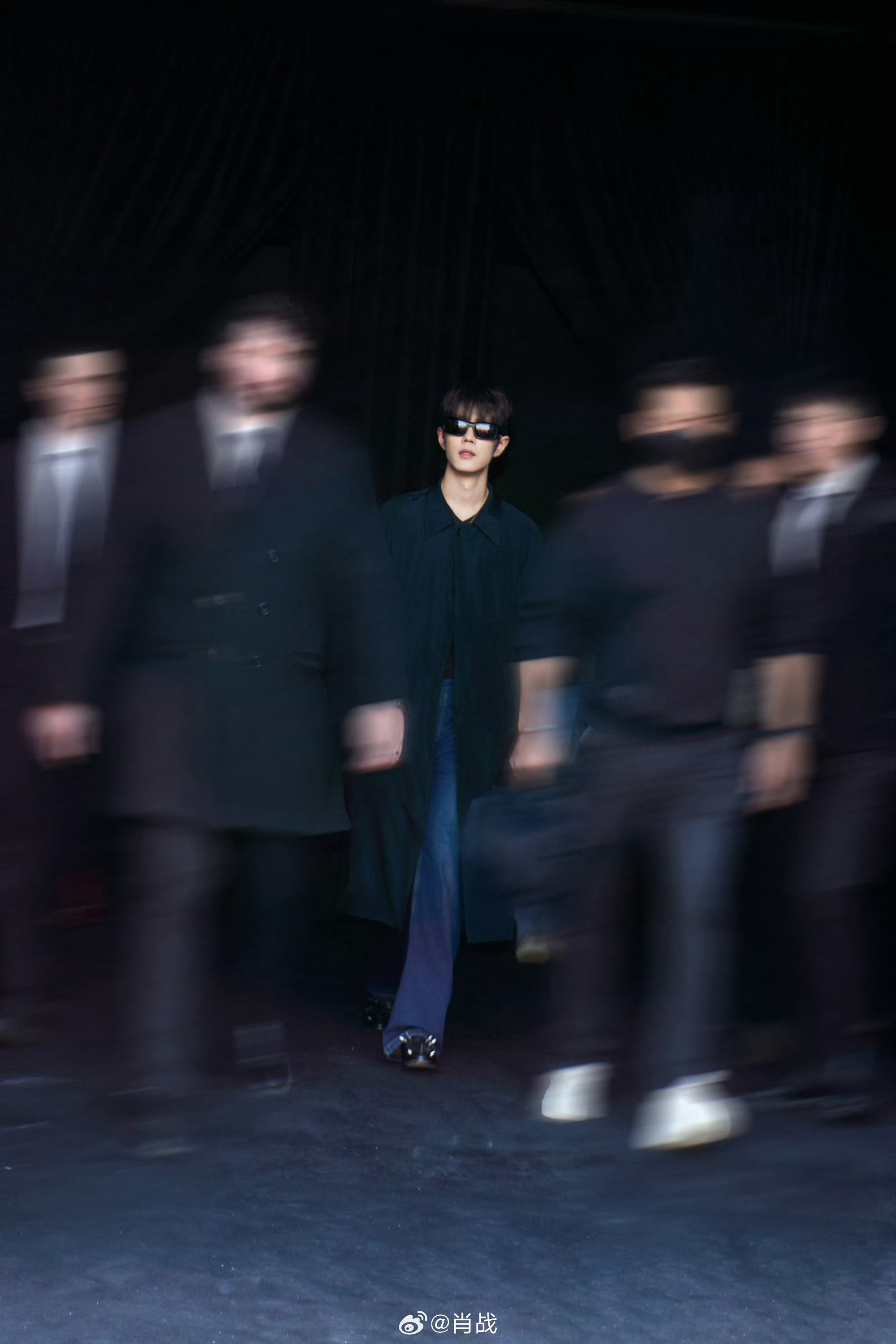 肖战GUCCI大秀出图了肖战晒米兰GUCCI大秀现场图肖战GUCCI大秀出图了