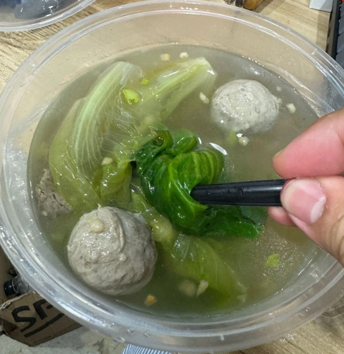 现在美团的正价单和拼好饭点的根本就不是一个东西同一家店的同一款食物图一是同事花2